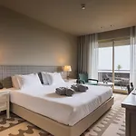 The Lince Otel