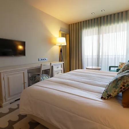 Hotel The Lince 4*